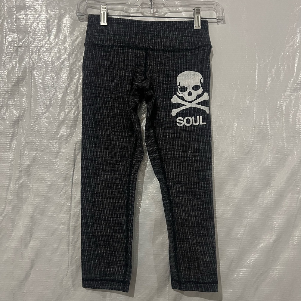 Lululemon Gray Soul Cycle Cropped Leggings Size 2 US